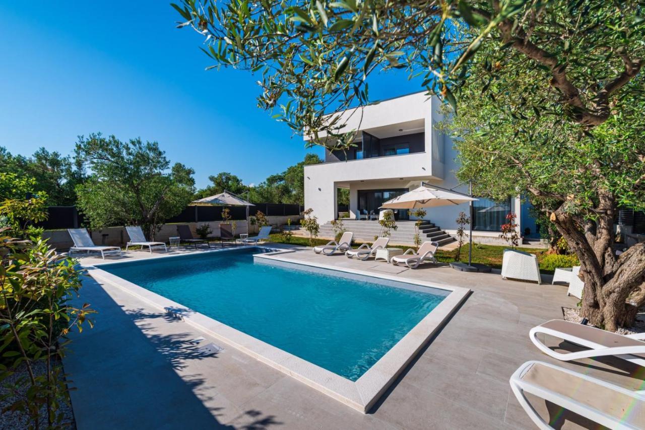 סבטי פיליפ אי ג'קוב Crowonder Sun Dance Apartments With Heated Swimming Pool Seaview And Garden מראה חיצוני תמונה